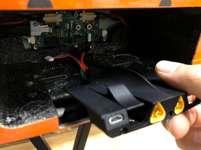 step6_remove plugholder